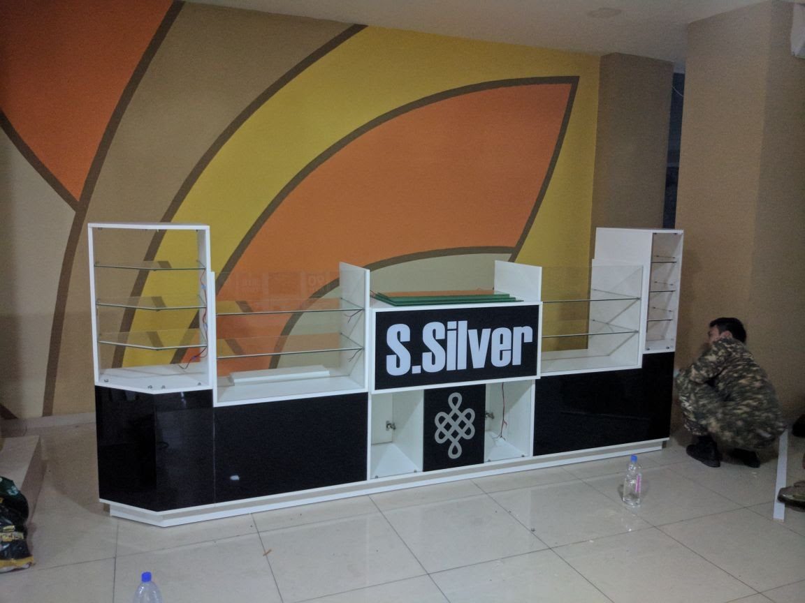 Остров S.Silver в торговом центре