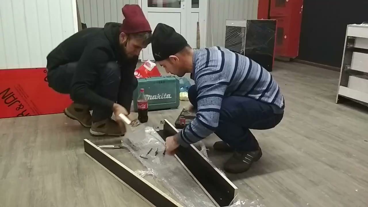 Сборка длинных планок с белой кромкой